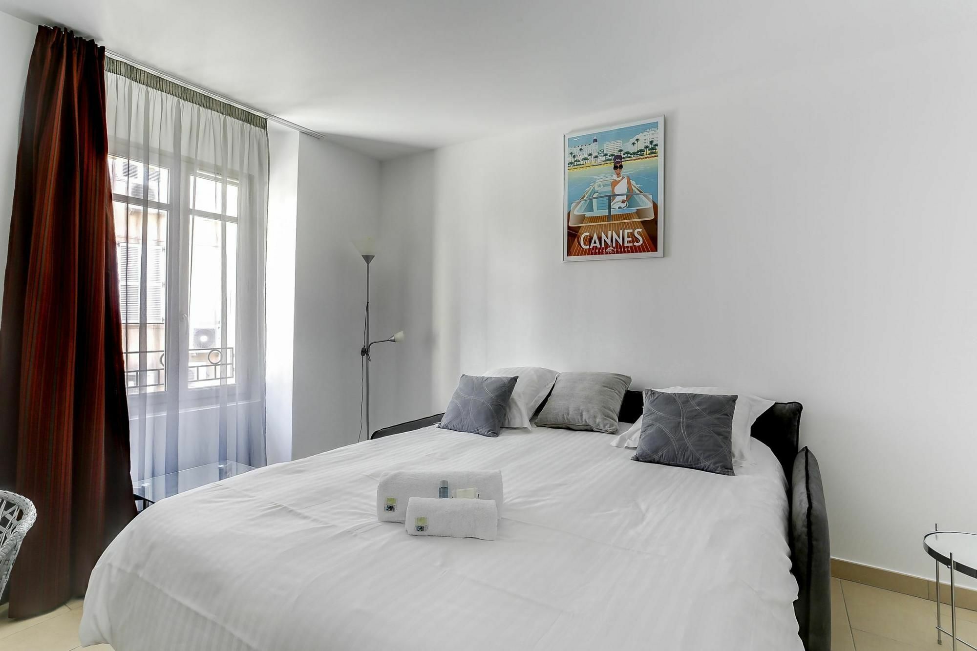 L'antonia 1 Cannes