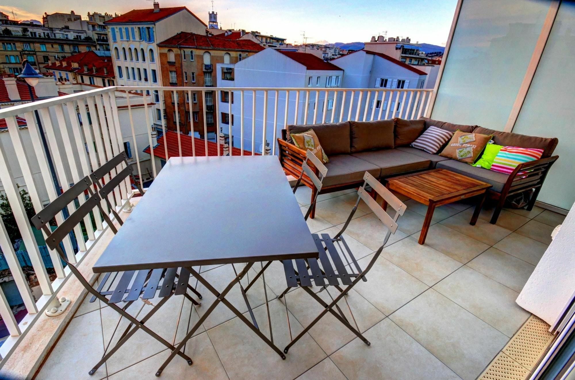 In Cannes, With Wonderful Mountain View, Terrace And Wifi - 500 Apartment