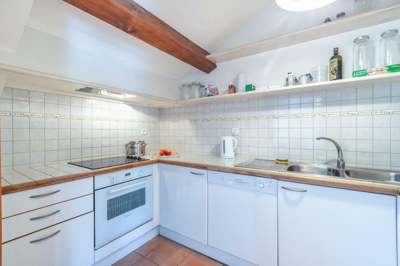 Le Mace Apartment