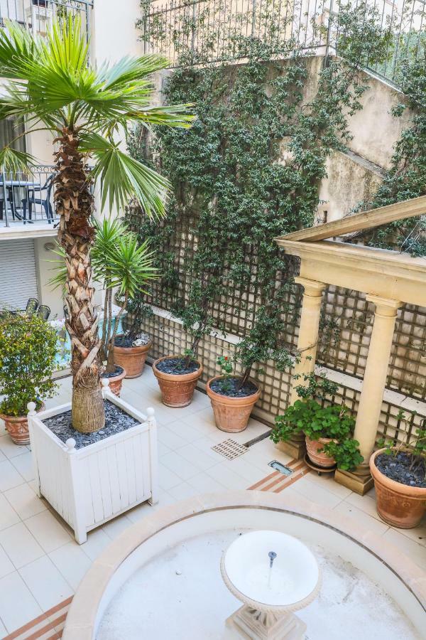 Palazzio Apartment *