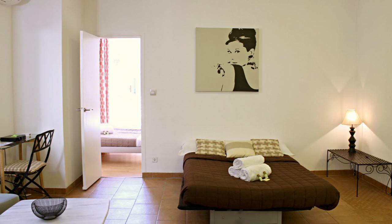 Viva Riviera - 10 Rue Florian * Cannes
