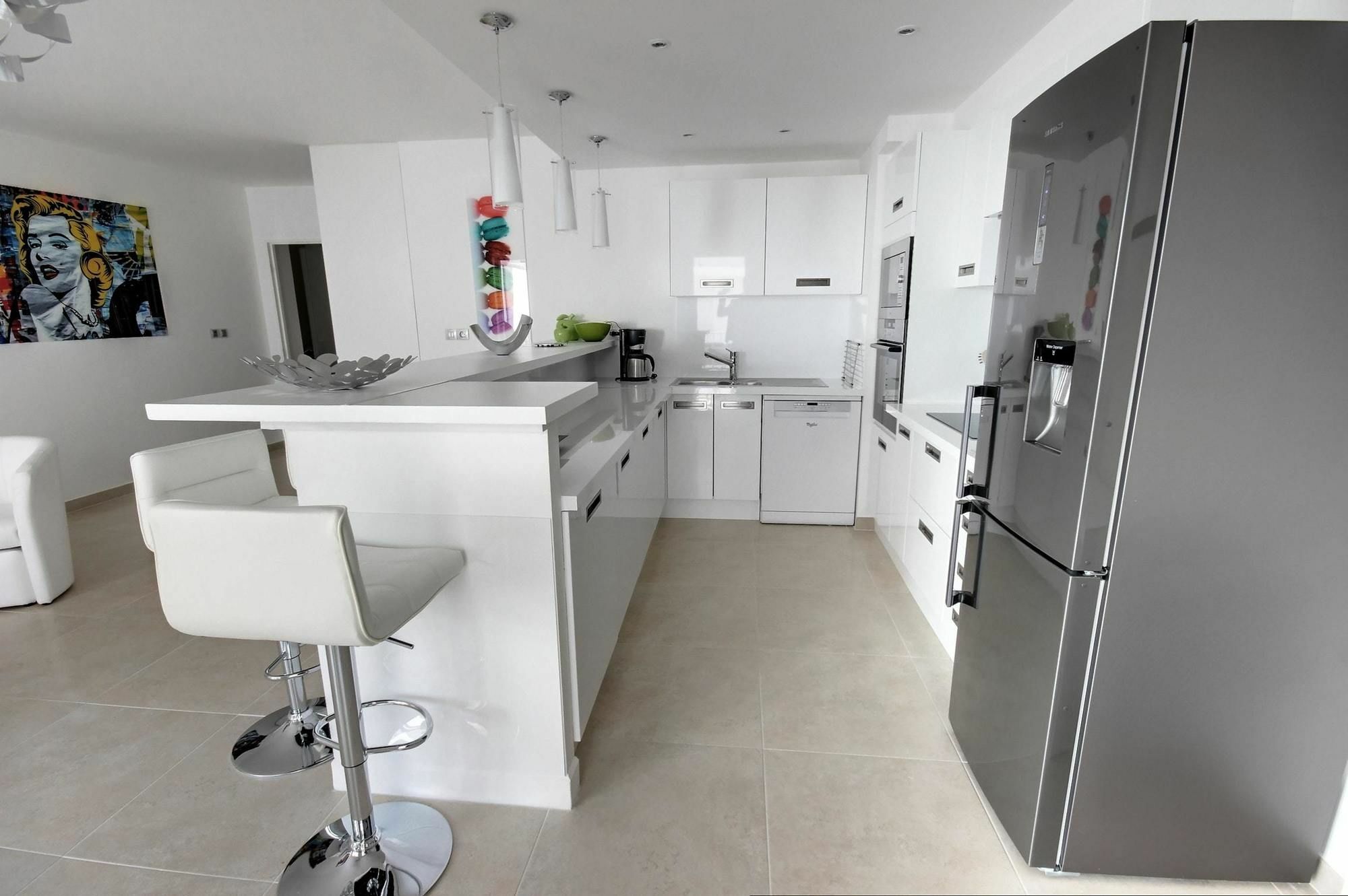 With 2 Bedrooms In Cannes, With Wonderful View, Furnish Cannes