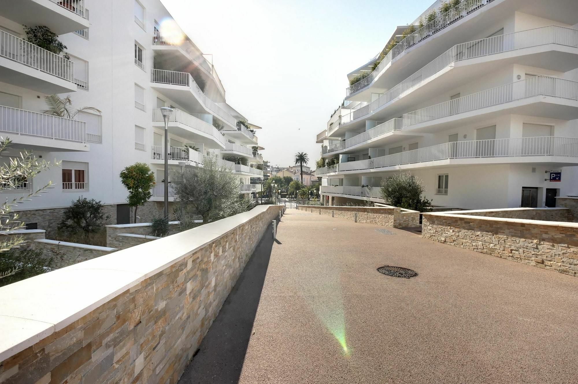 Apartment With 2 Bedrooms In Cannes, With Wonderful View, Furnish