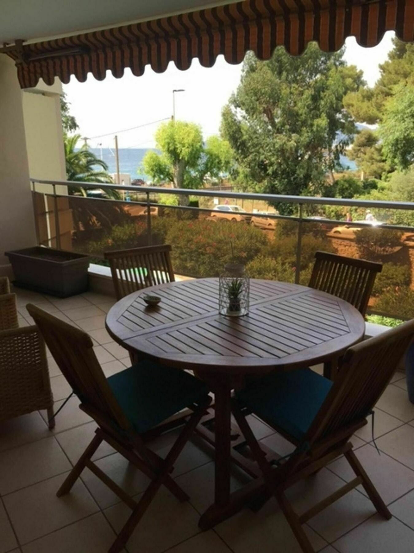 With 2 Bedrooms In Cannes, With Wonderful Sea View, Furnishe Apartment Cannes
