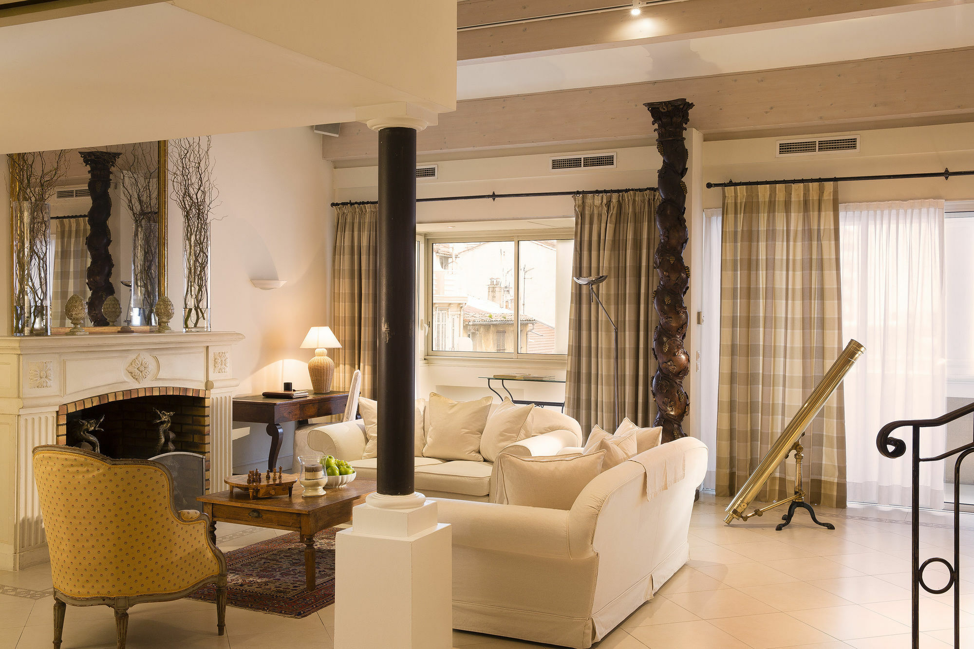 D'estelle Aparthotel