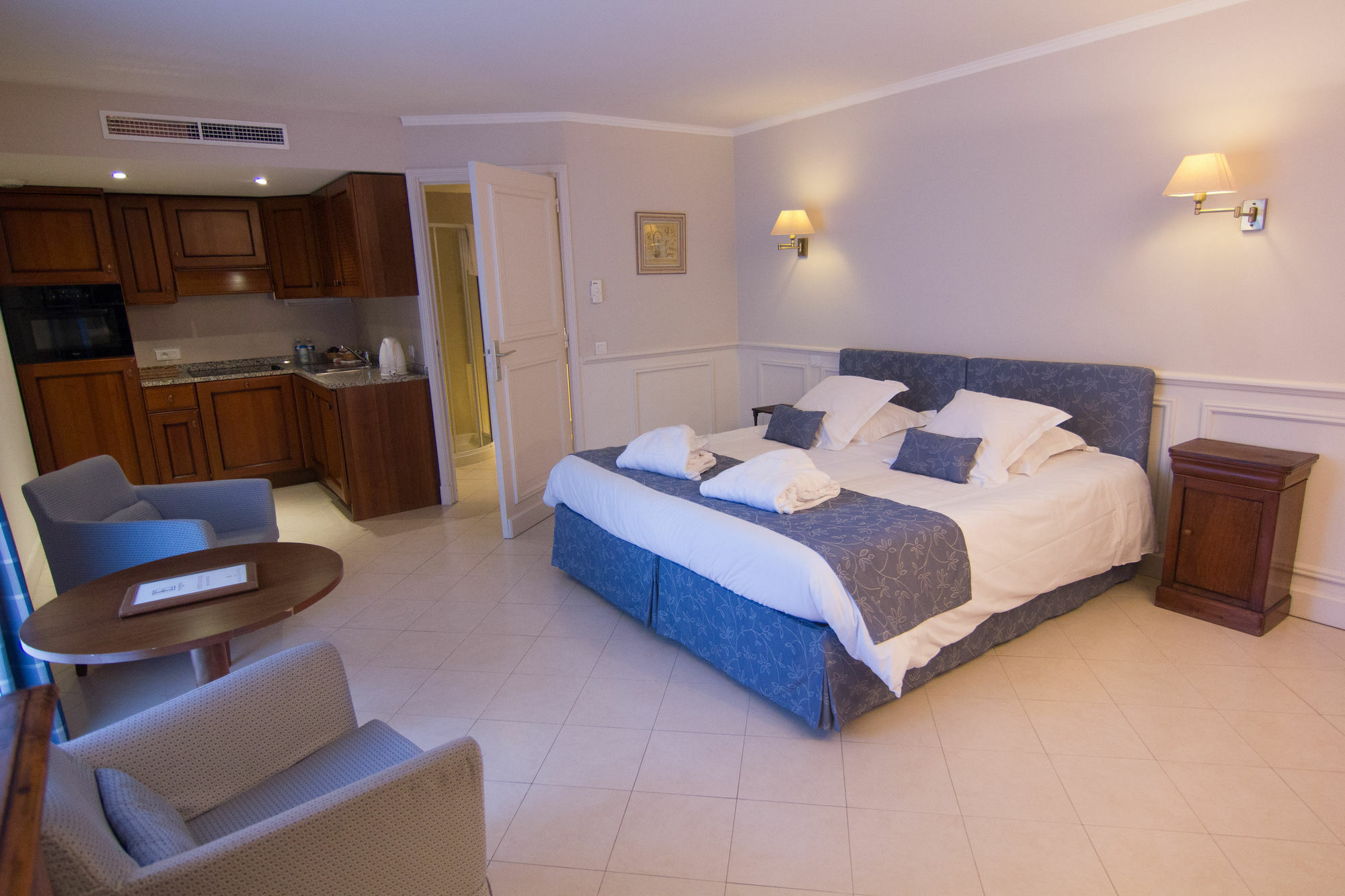 Aparthotel D'estelle 4*