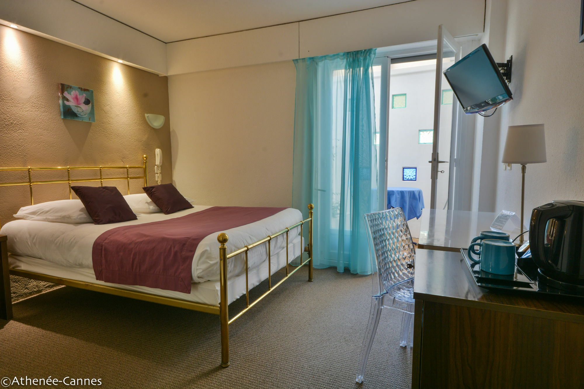 Ath Athenee Hotel