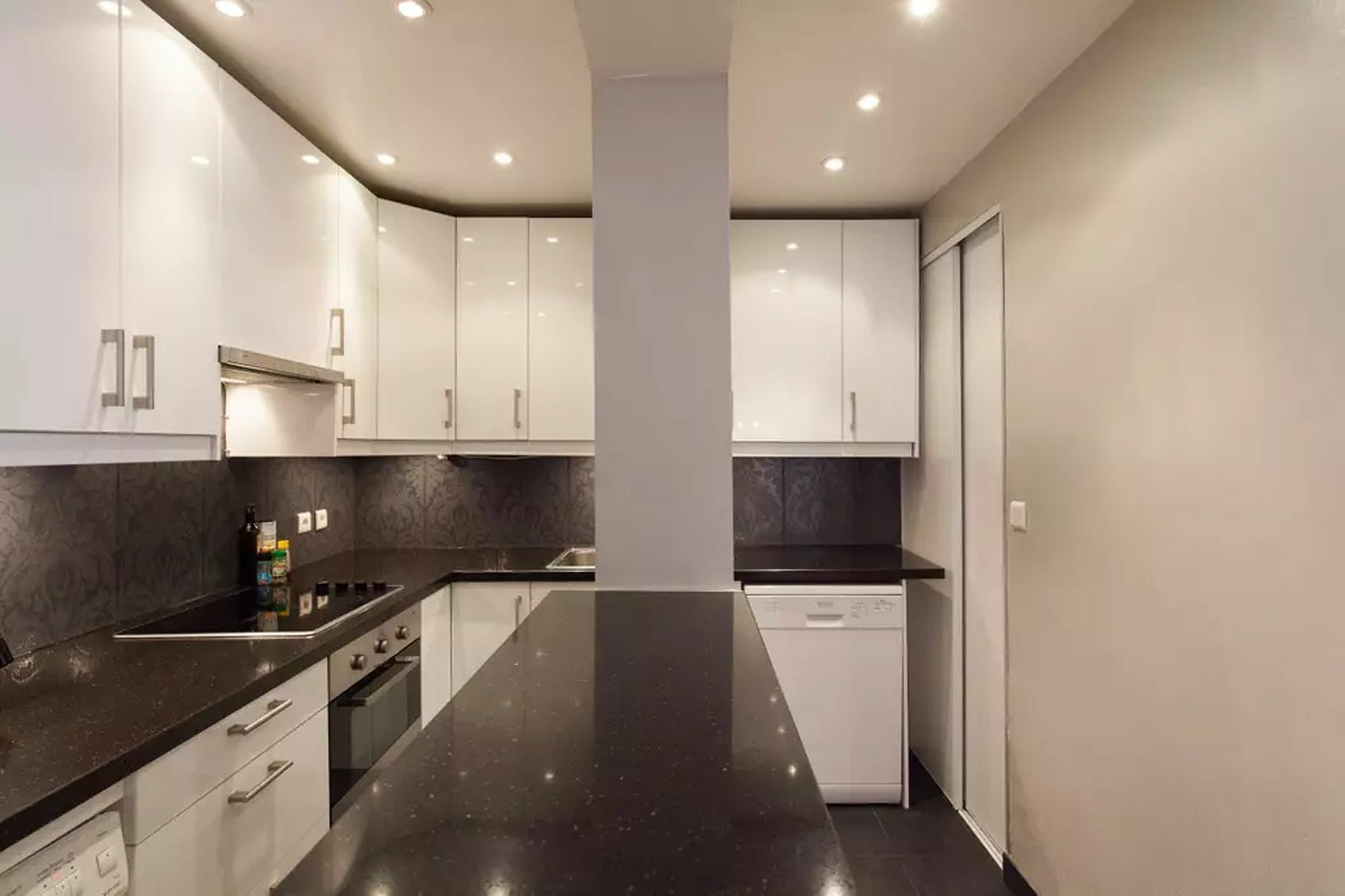 Grand Large Yhoost Apartment