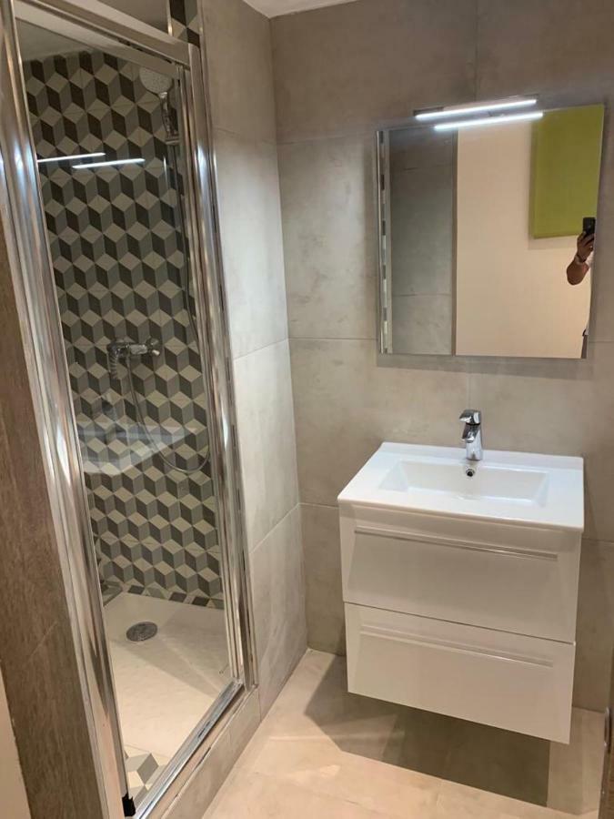 Apartment Centre - Rue Montaigne Cannes