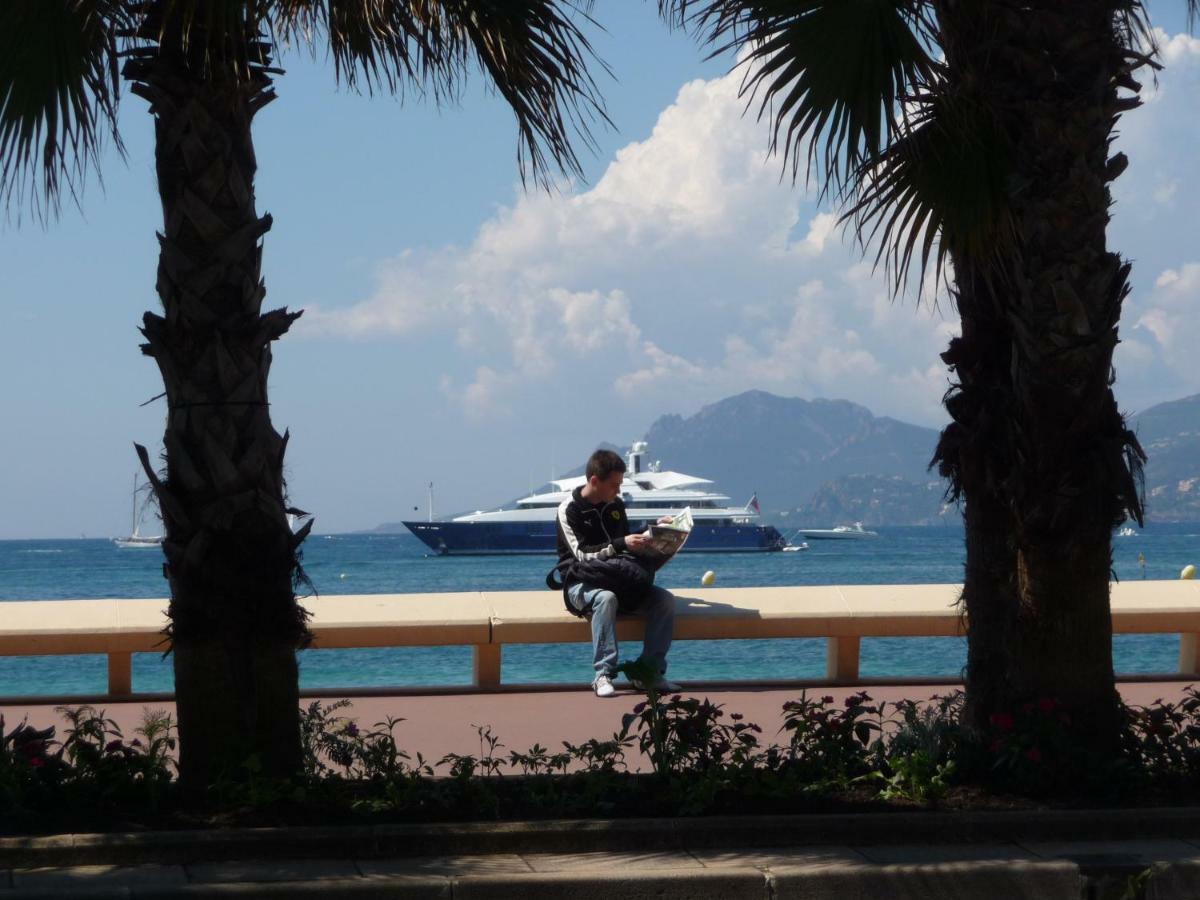 Appartement Centre Cannes, Logement Rénové Rue Piétonne, Proche Plage Et Palais Festival *