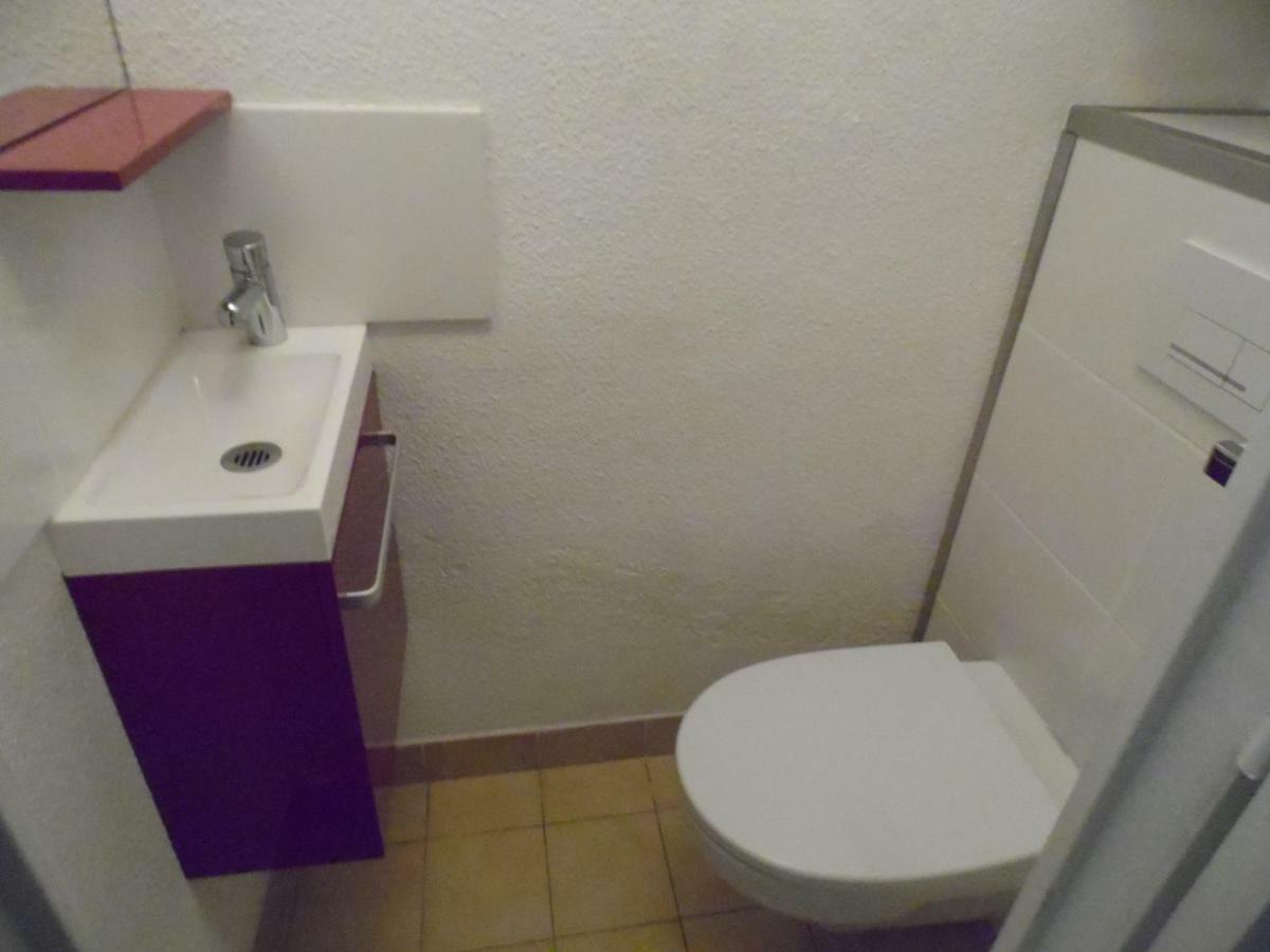 Apartment 2mn/45m2/vue Mer/inernet/clim/parking Prive Cannes