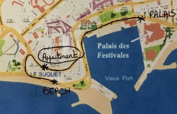 Apartment 3 Pieces- Vieux Port- Terrasse - Parking Possible *