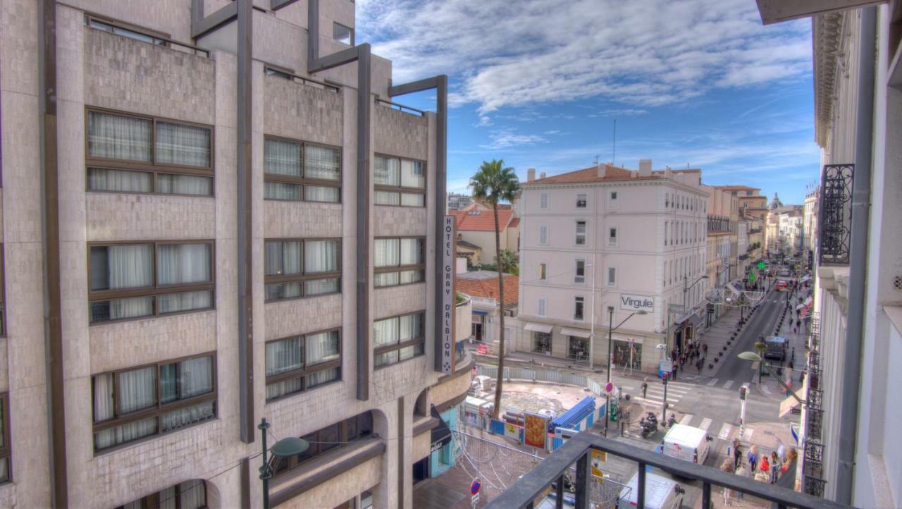 Apartment 2 Pieces 57 Rue D'antibes Proche Palais *