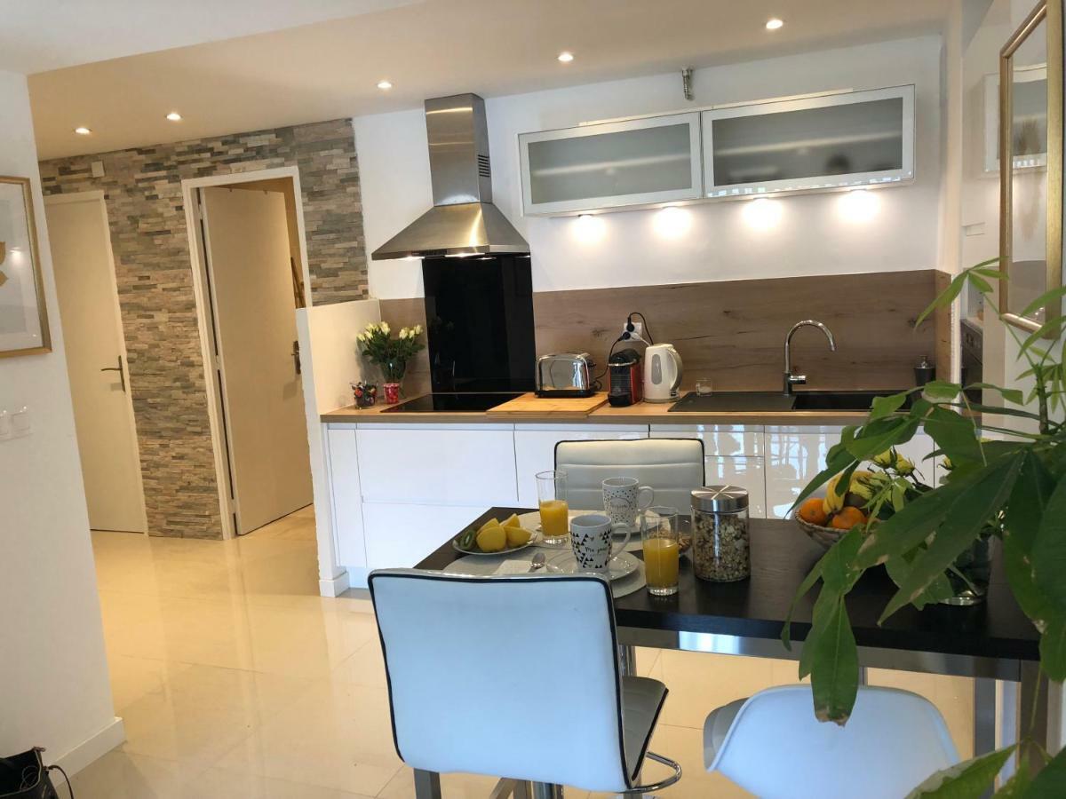 Apartment Cosy Calme Central-terrasse Proche Palais