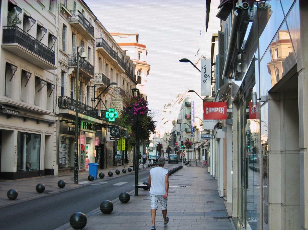 Hoche * Cannes
