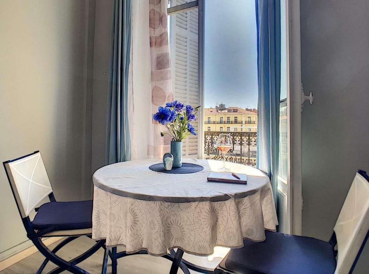 Riviera Center Apartment *