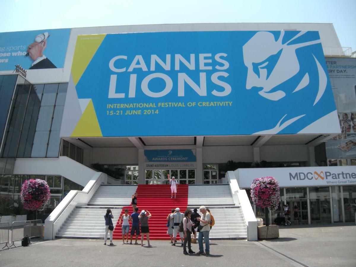 Apartamento 7e Art 2 Pieces 3 Etoiles Calme Plein Centre 5mn Plages Et Palais
