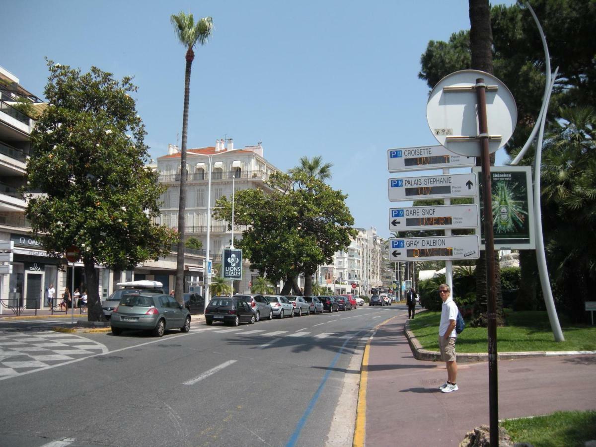 7e Art 2 Pieces 3 Etoiles Calme Plein Centre 5mn Plages Et Palais Cannes