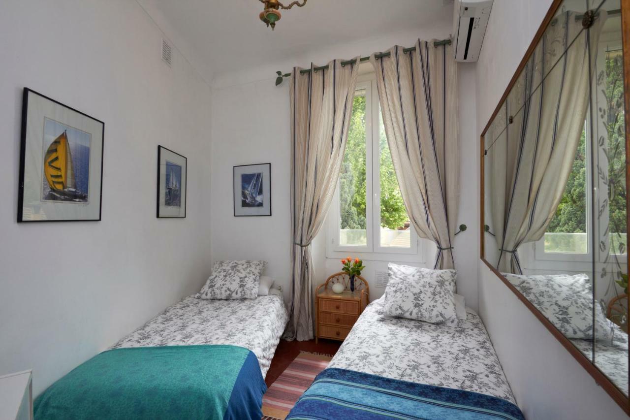 16 Rue Forville Apartment