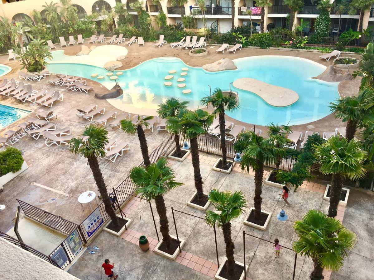 Pool & Cannes