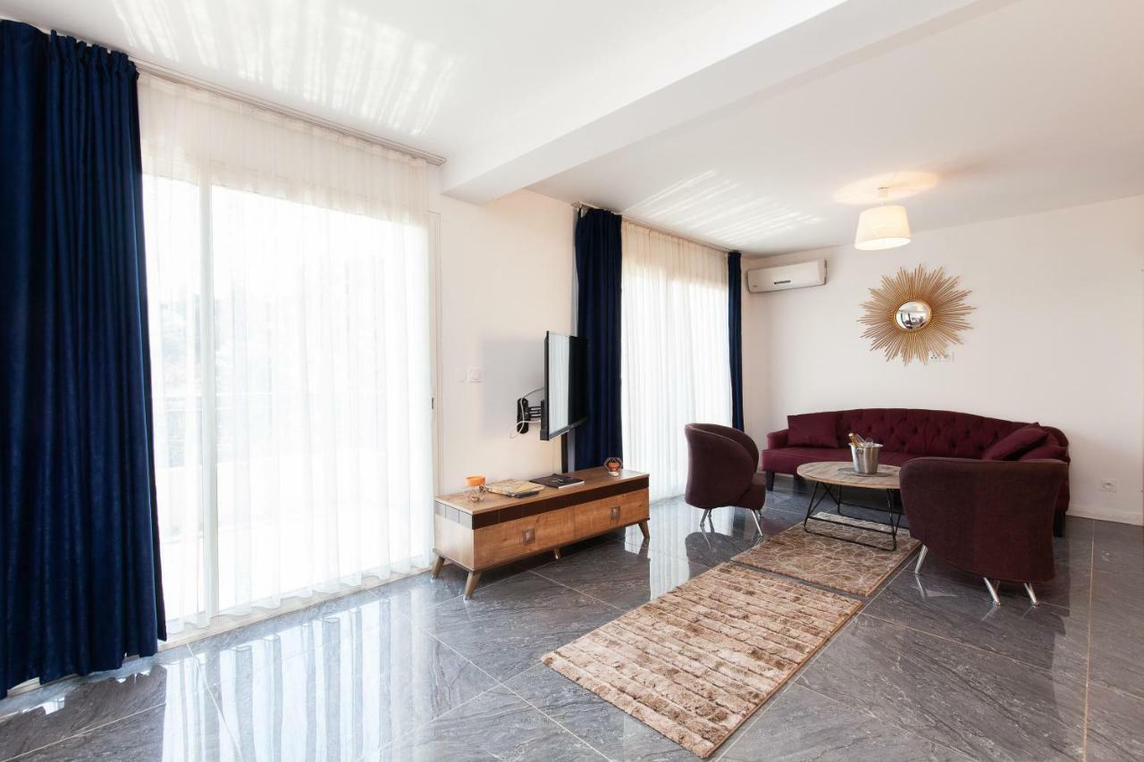 Aparthotel D'azur Riou Cannes