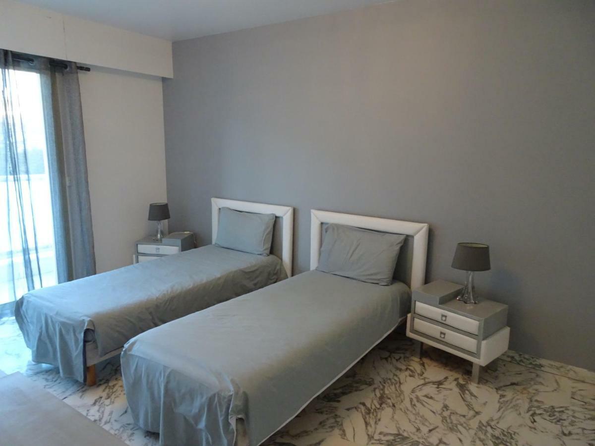 Immeuble Le Palm Flor Apartment *