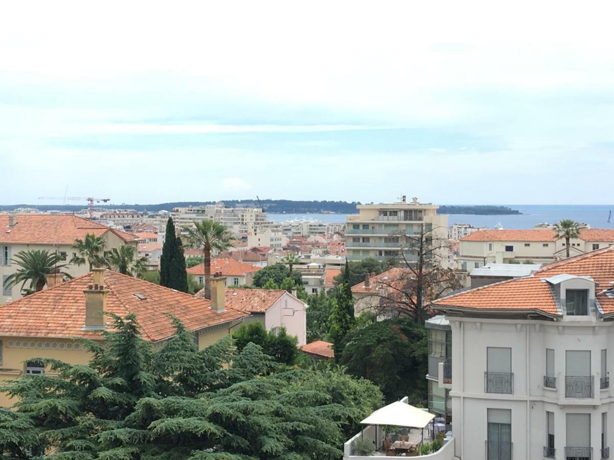 Cannes: Agreable 2 Pieces Vue Panoramique Appartement Cannes