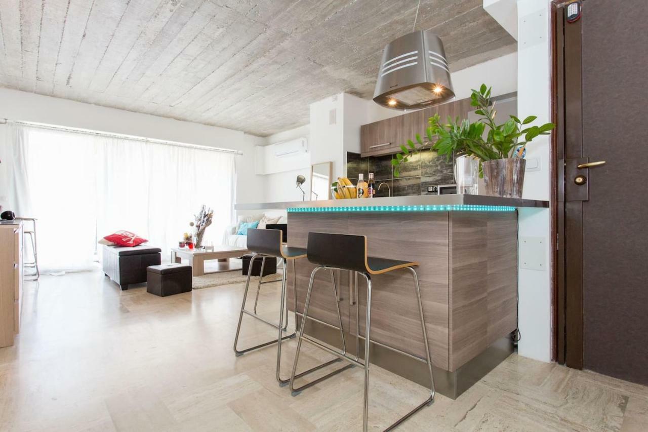 Apartment Downtown *