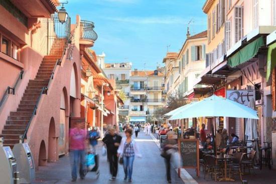 Au Coeur De Forville Cannes