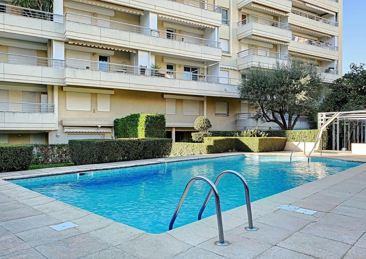 Apartment with big terrasse Cannes Golden Gate Apartment *