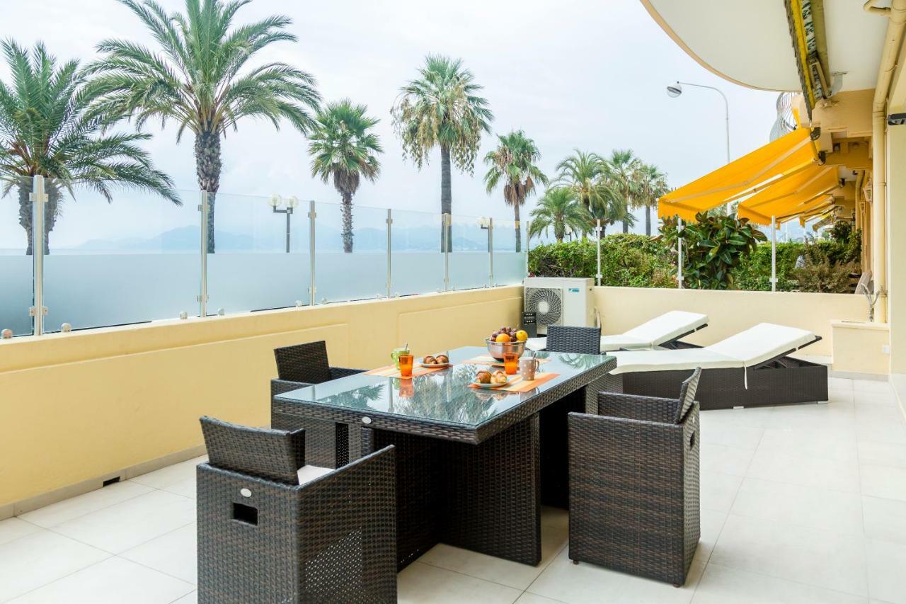 Apartment Ground Floor On Seafront With Large Terrace *
