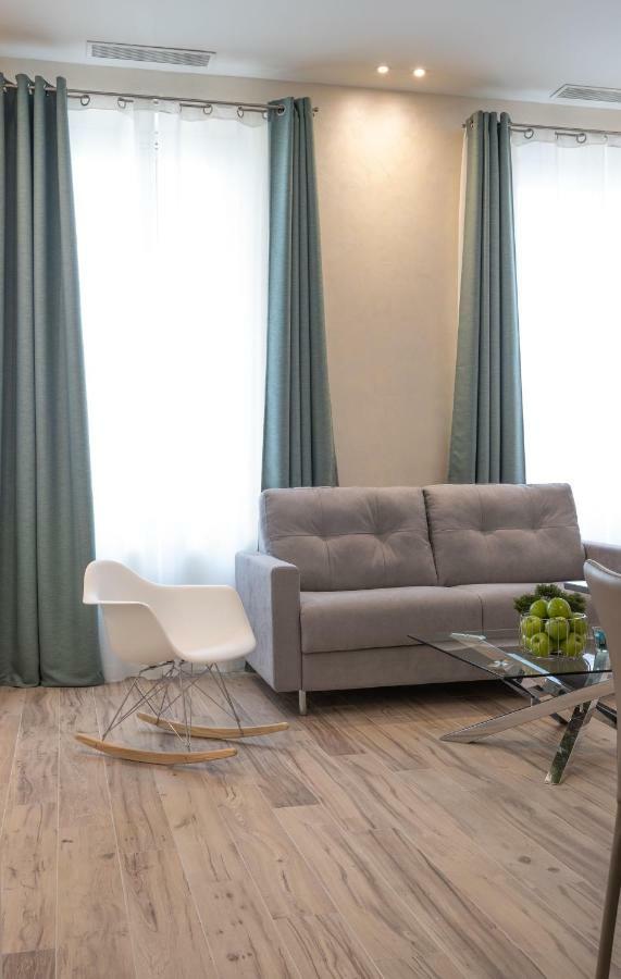 Montaigne - Luxurious - 350m Palais - Lra *