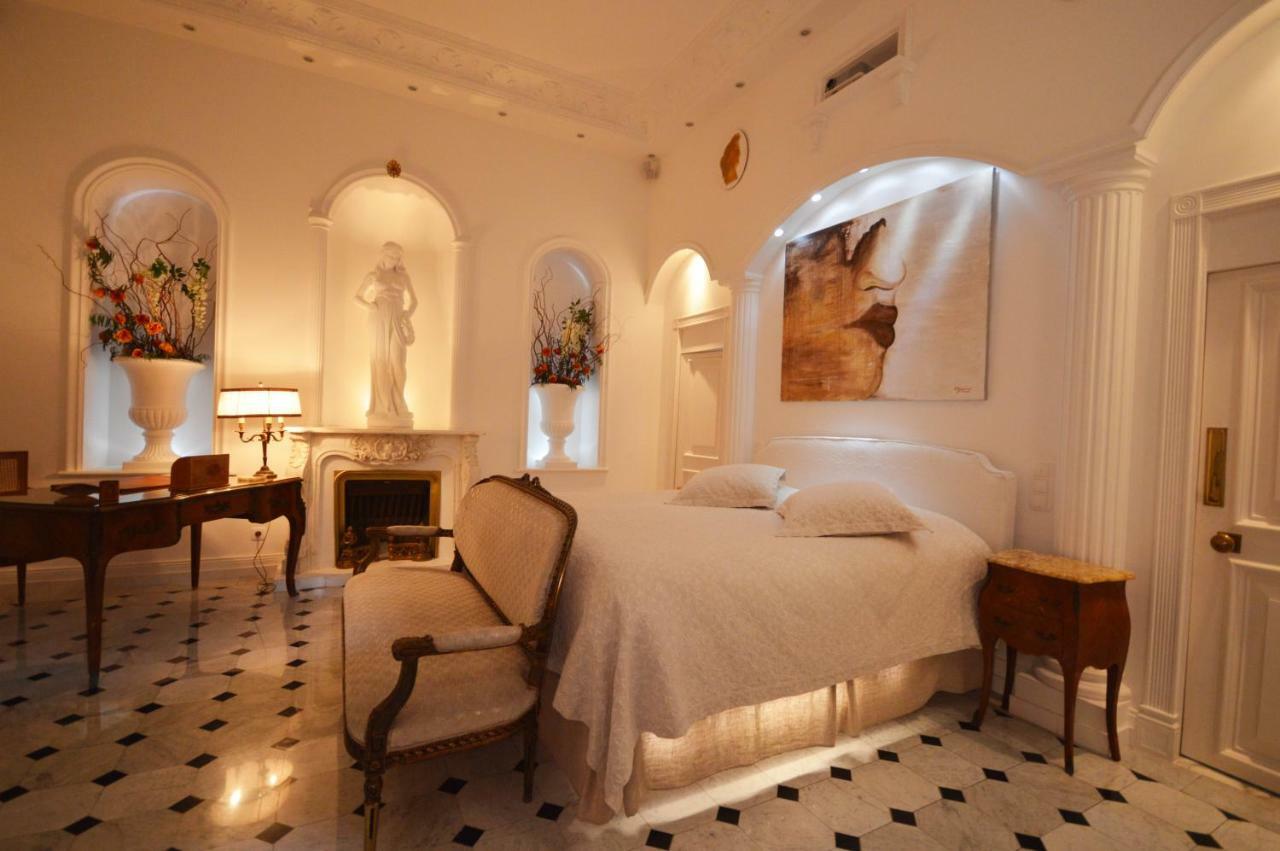 White House - Luxury * Cannes