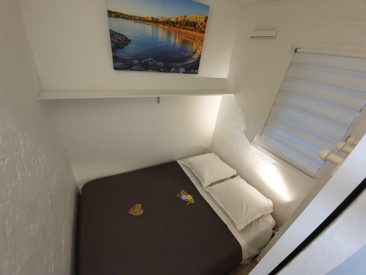 Apartment T2 Rez De Jardin Front De
