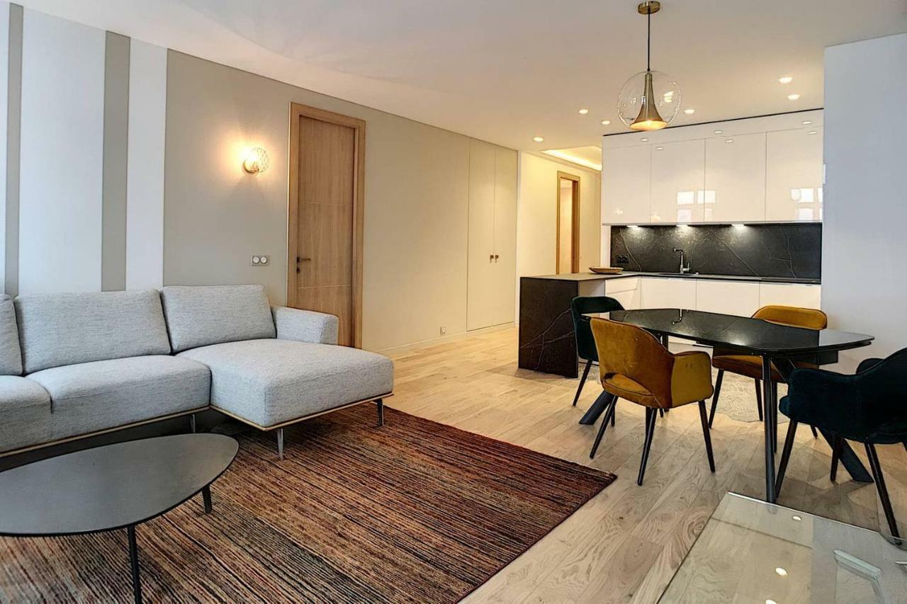 Apartment Luxe Et Confort - Proche Palais Et Plages - A/c