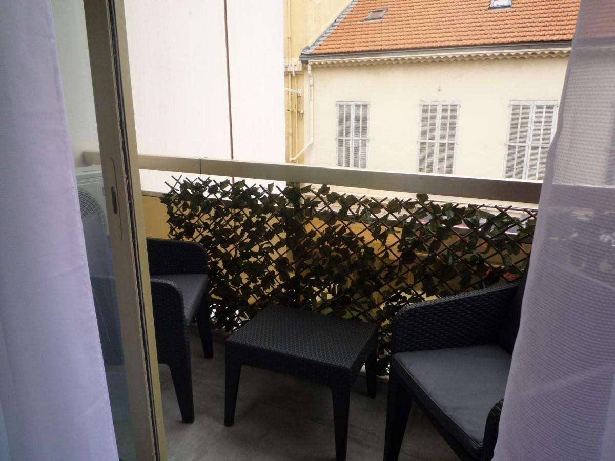 Ipanema Le Minerve Studio Apartment