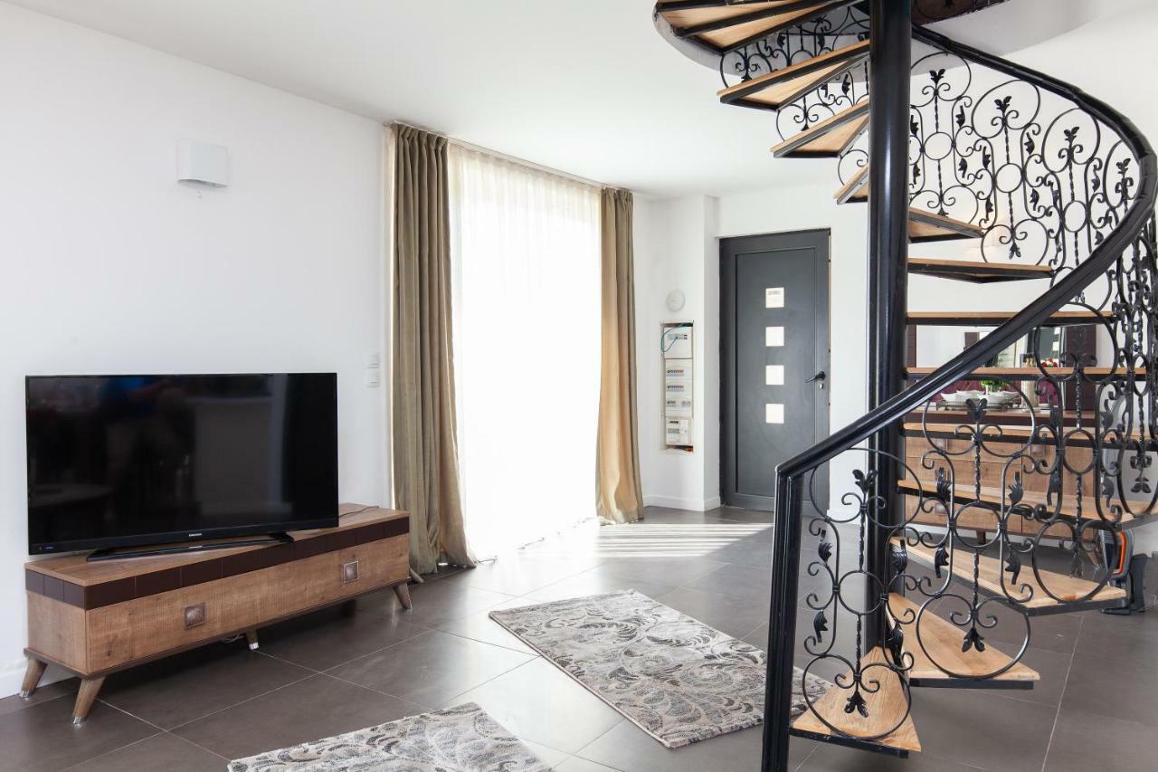 Aparthotel D'azur Riou Cannes