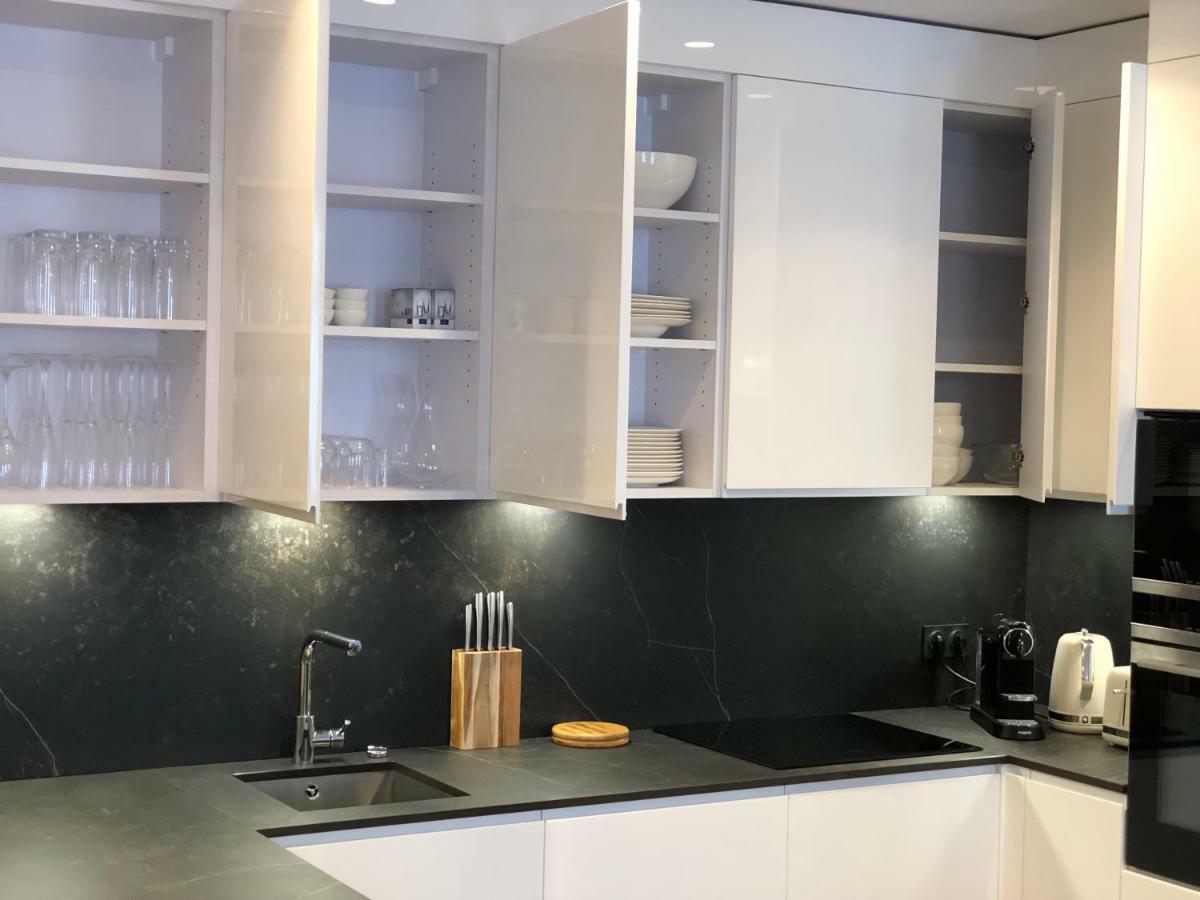 Luxe Et Confort - Proche Palais Et Plages - A/c Apartment