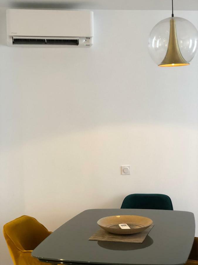 Apartment Luxe Et Confort - Proche Palais Et Plages - A/c *
