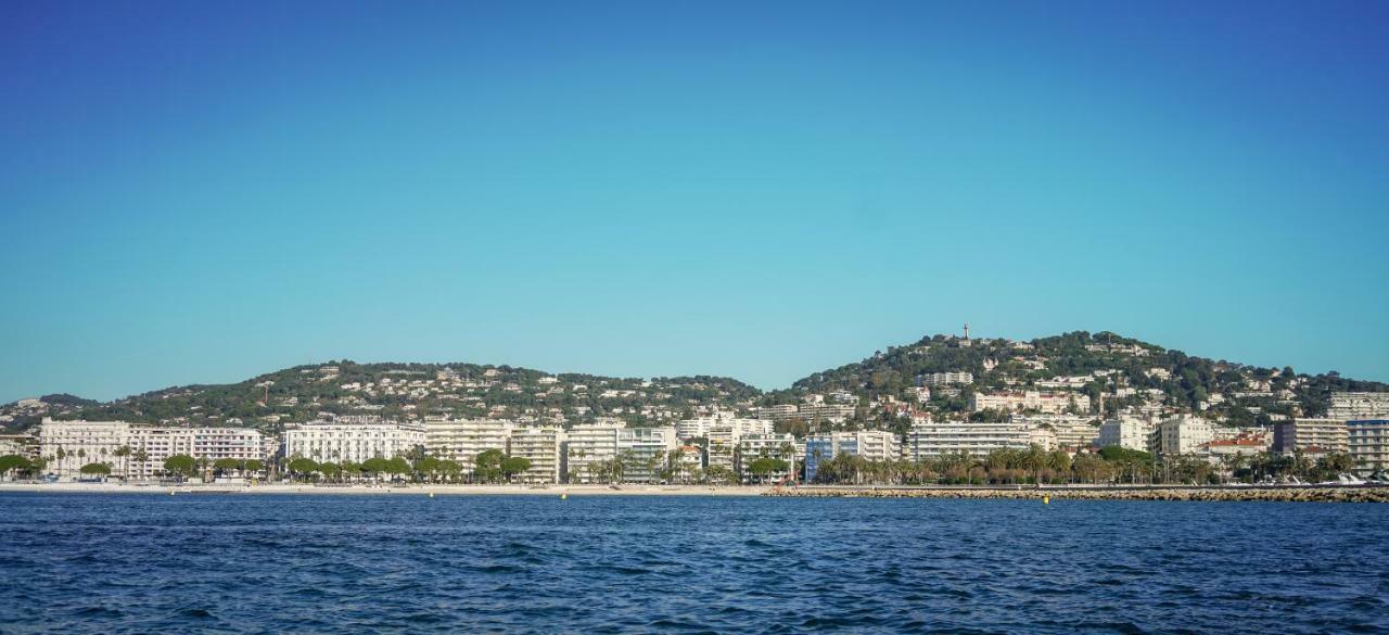 Blvd De La Croisette 82a, Cannes, La Réale Appartement