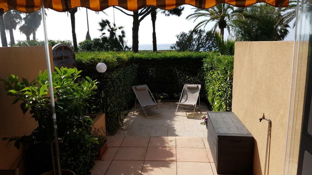 T2 Rez De Jardin Front De Apartment