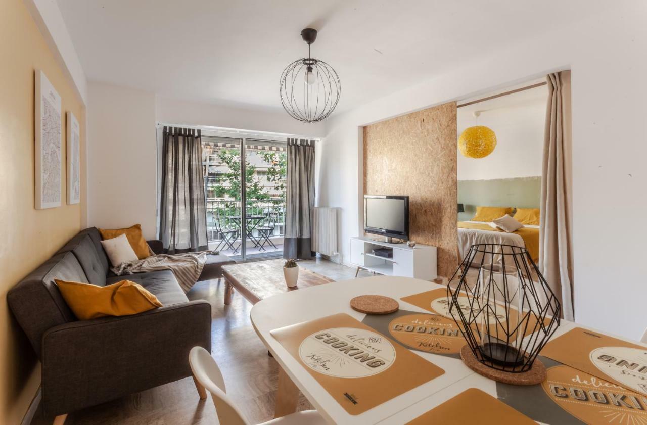 Le Printemps Apartment