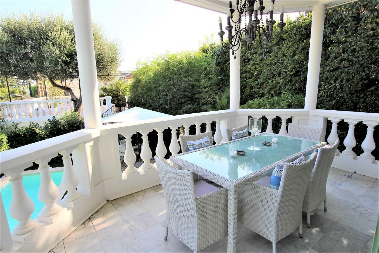 Les Palmiers Villa