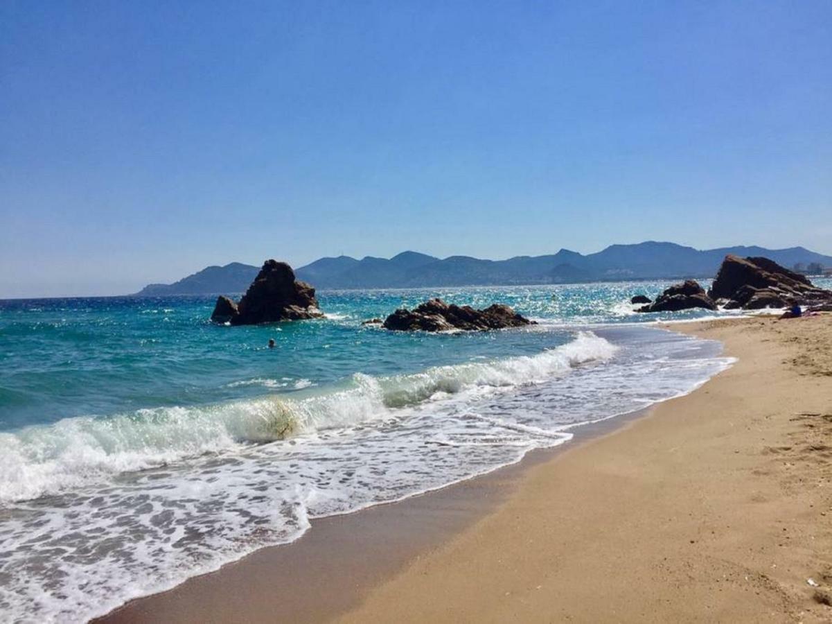 Zen Sea View In Front X2 Pools-ac-clim-wifi-free Parking Inside Apartment Cannes