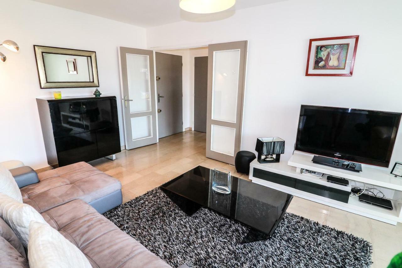 Park Apartment