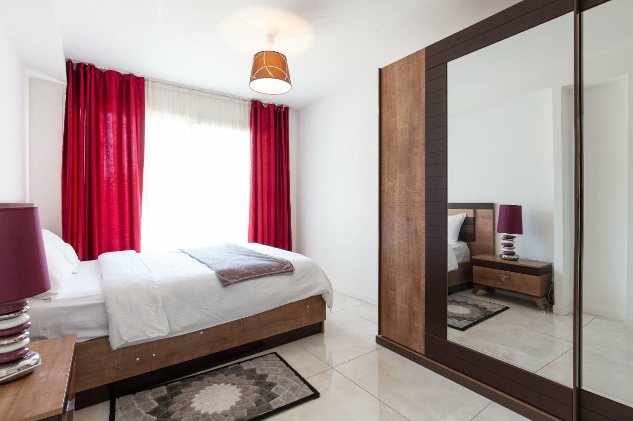Aparthotel D'azur Riou