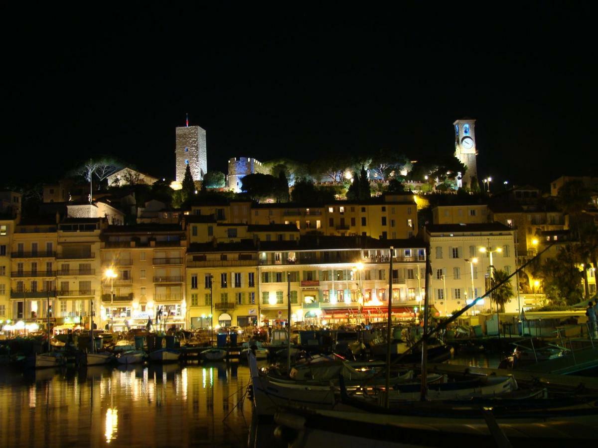 Carre D'or Rue D'antibes A Quelques Pas Du Palais Des Festivals