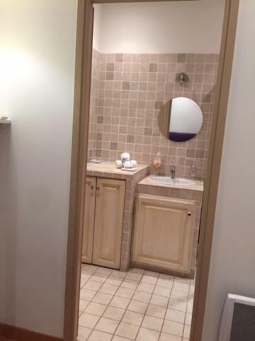 Golden Triangle 2br/2ba Apartment Cannes