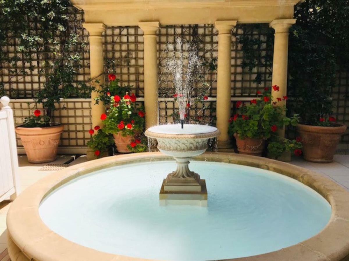 Unique: Studio+terrasse Coeur De Et Plages Cannes