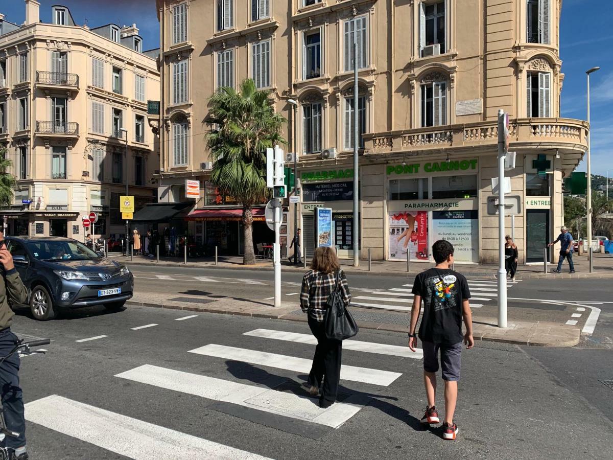 Apartment 7e Art 2 Pieces 3 Etoiles Calme Plein Centre 5mn Plages Et Palais Cannes